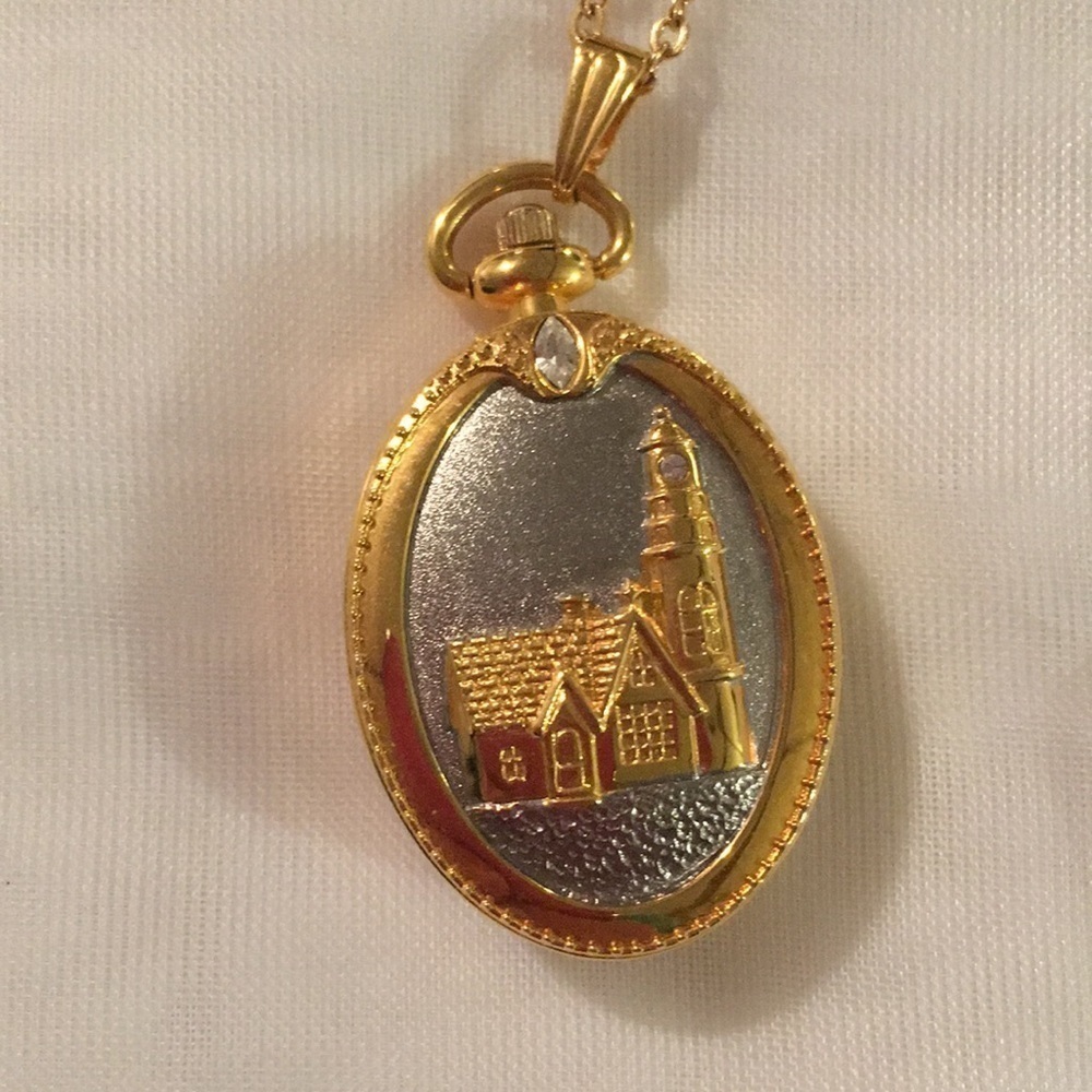 Light House Necklace Watch (M)
